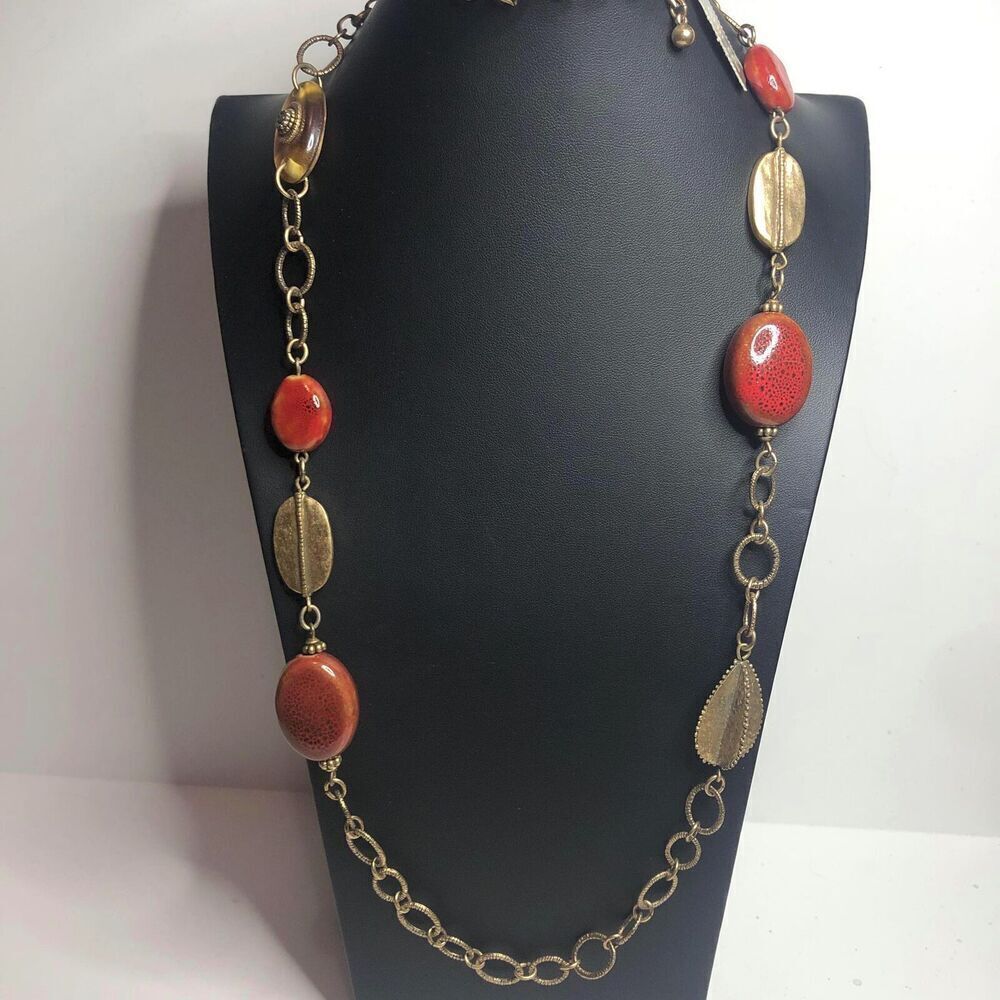 1608 CHICO'S Gold tone red beaded statement necklace 40"
